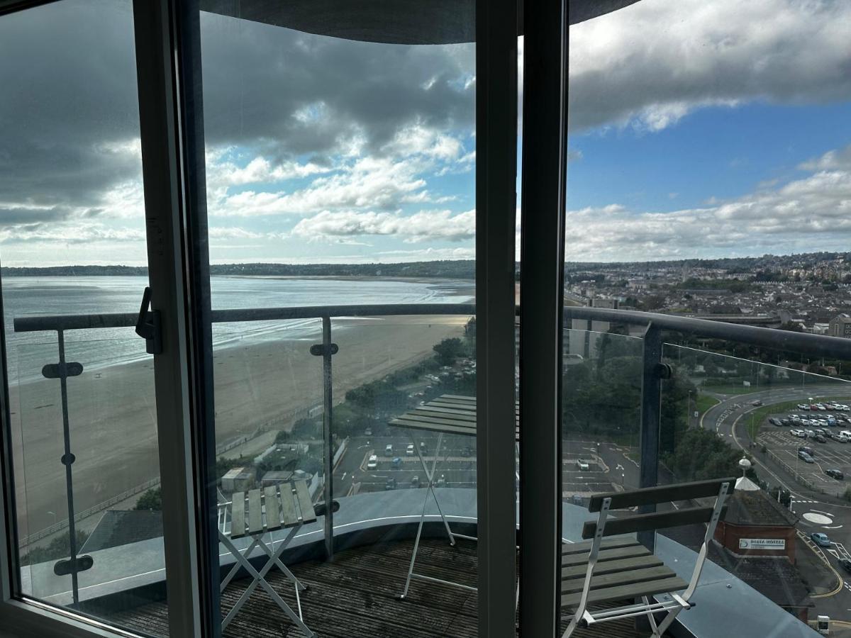 Stunning Ocean & City View Apt Swansea Extérieur photo